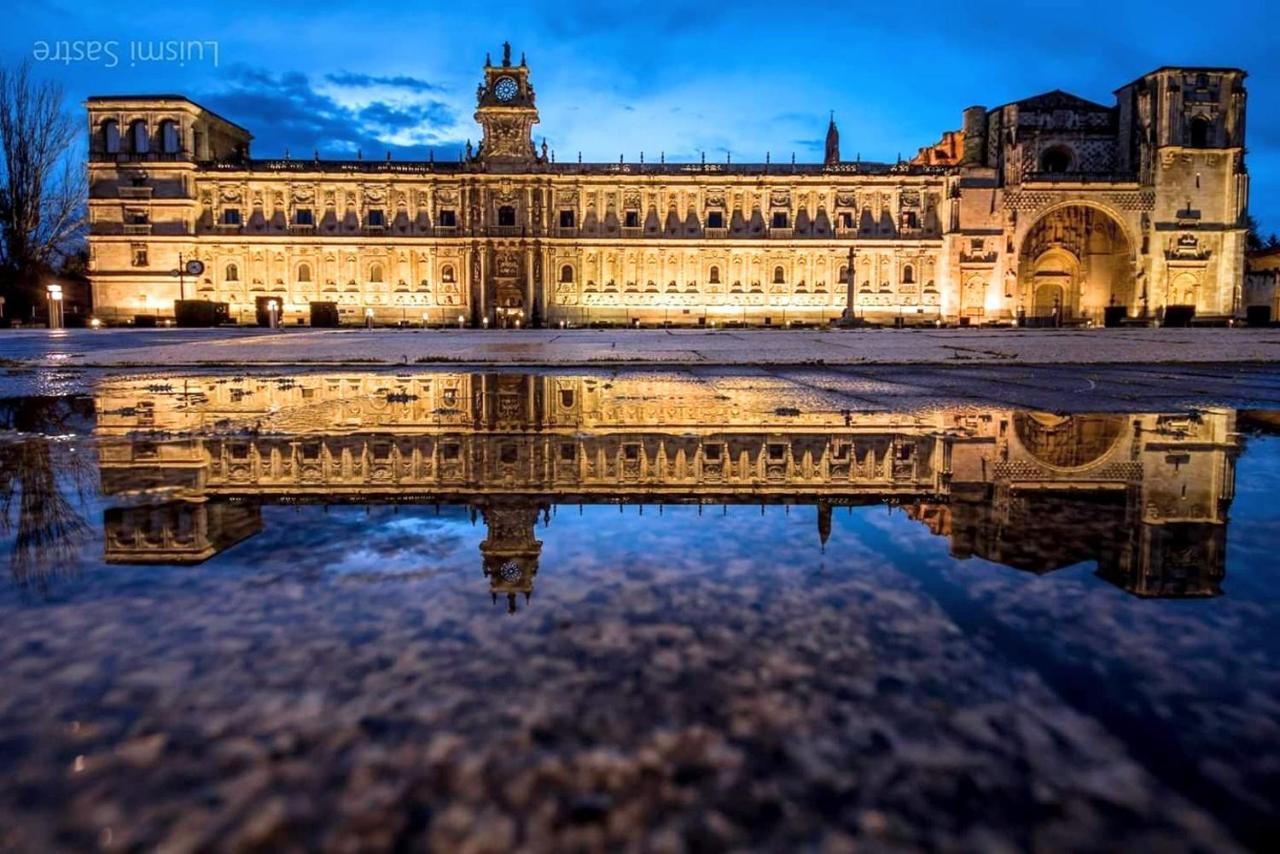 Апартаменты Casa Roman Lux Леон Экстерьер фото